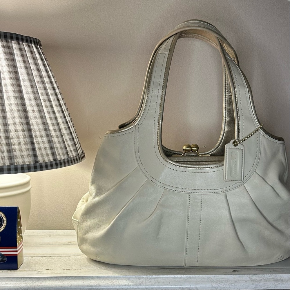 Vintage Coach shoulder bag